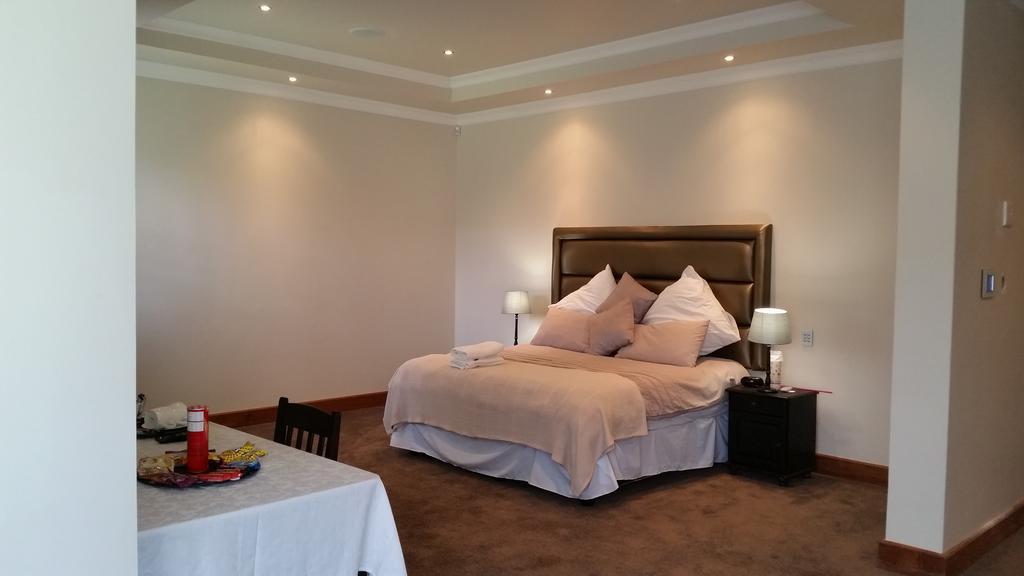 6 On Acacia Bed and Breakfast Johannesburg Rum bild