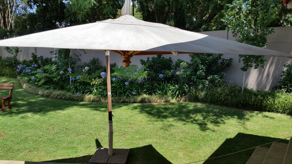 6 On Acacia Bed and Breakfast Johannesburg Exteriör bild