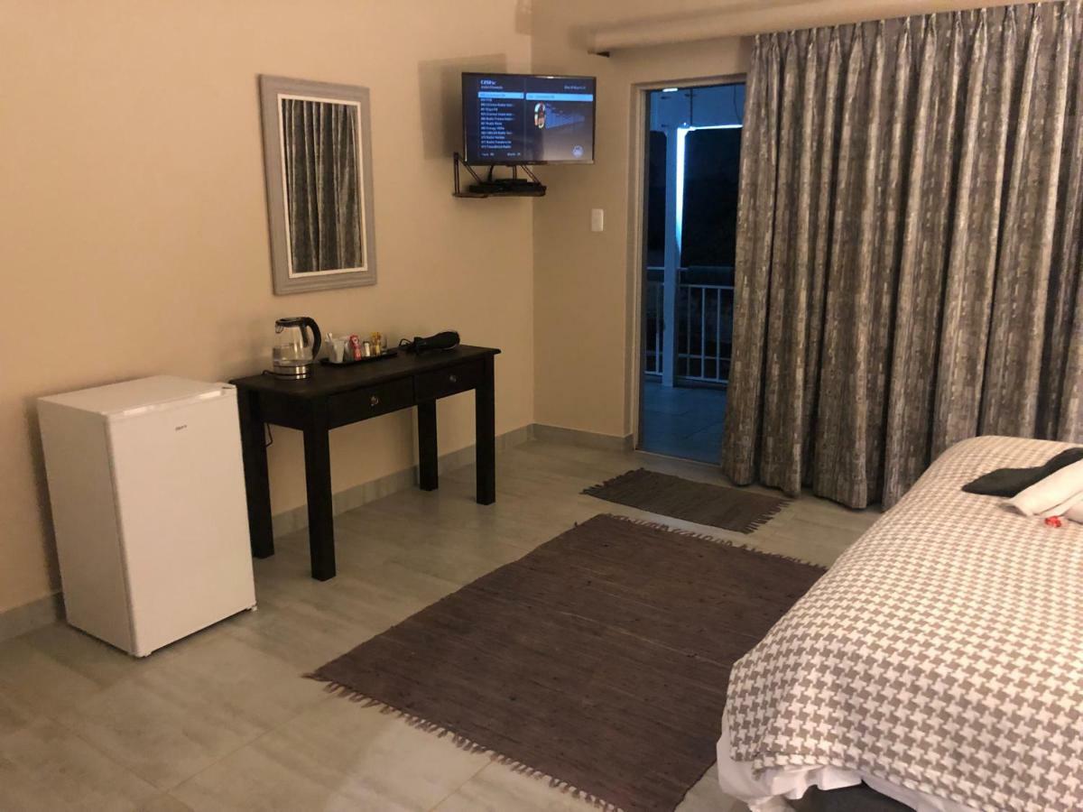 6 On Acacia Bed and Breakfast Johannesburg Exteriör bild