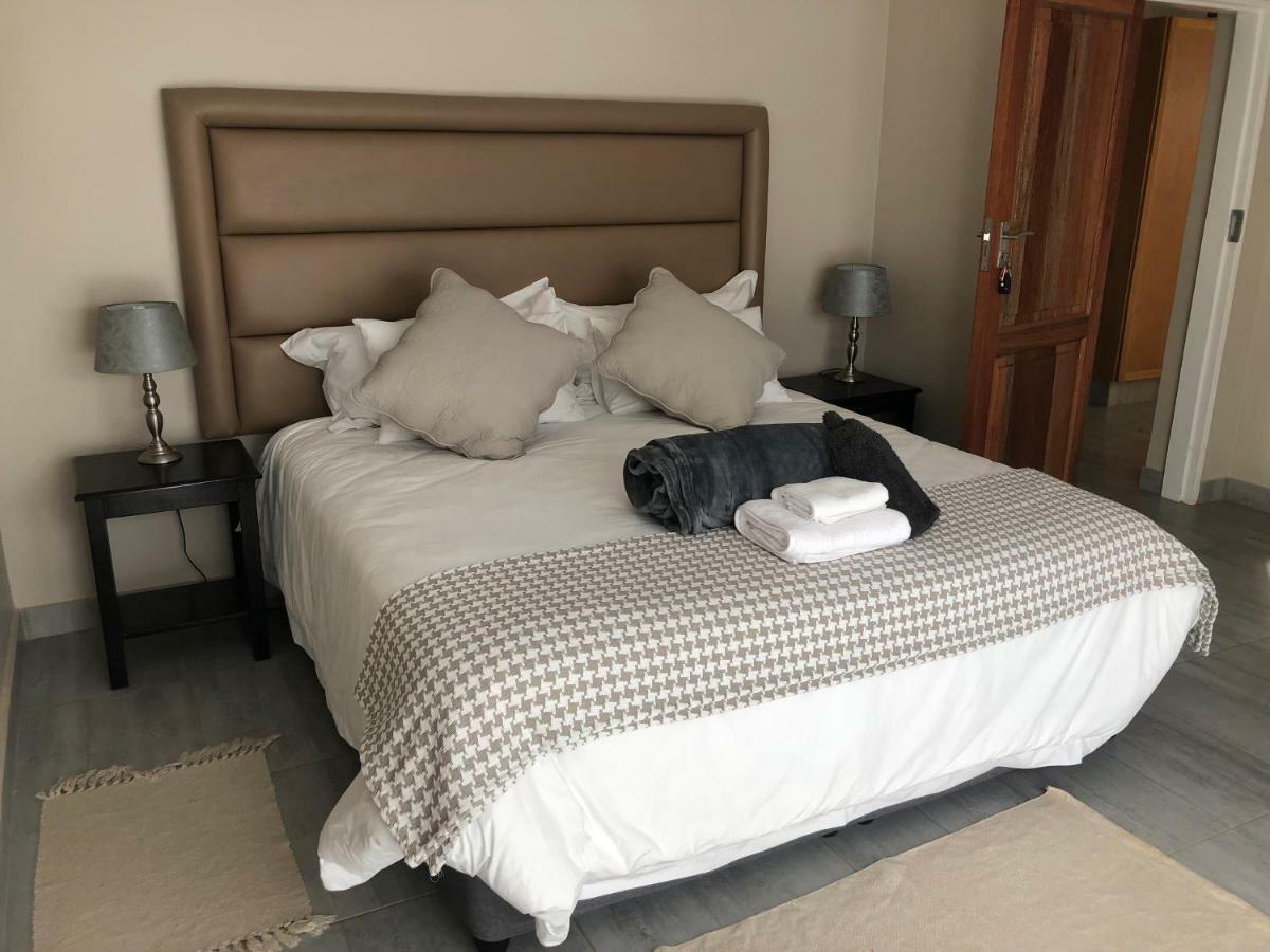 6 On Acacia Bed and Breakfast Johannesburg Exteriör bild