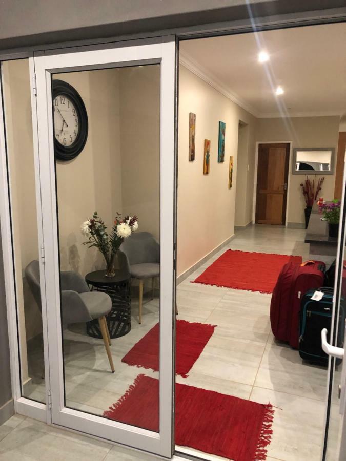 6 On Acacia Bed and Breakfast Johannesburg Exteriör bild
