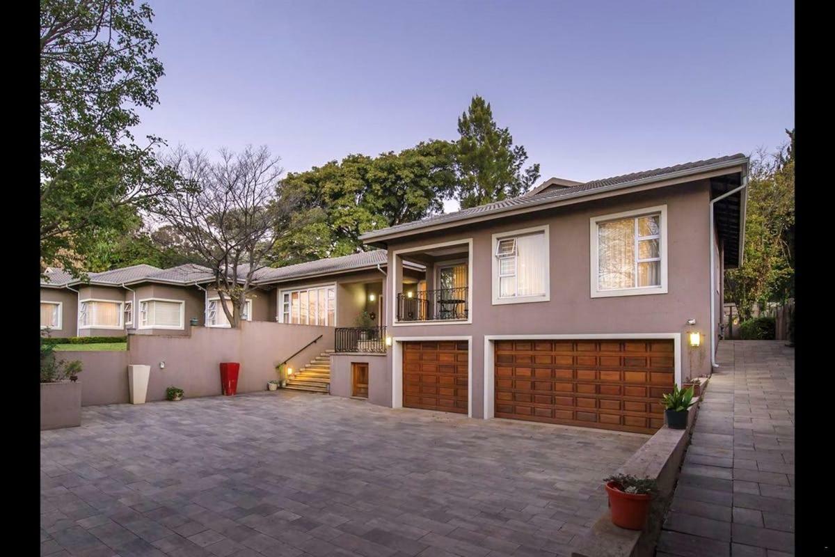 6 On Acacia Bed and Breakfast Johannesburg Exteriör bild